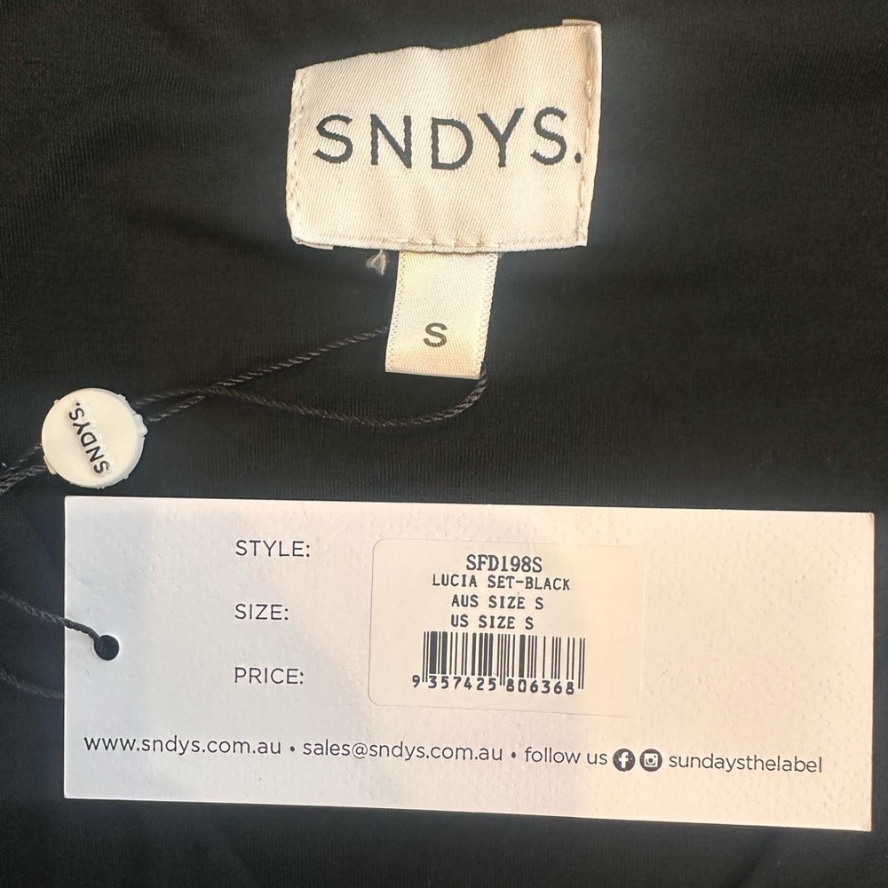 NWT SNDYS. Lucia Black Two Piece Set Wrap Crop Top + Midi Skirt Size S - Picture 8 of 9